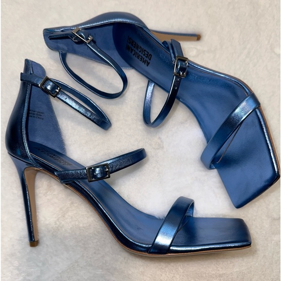 American Designers Badgley Mischka Vogue Metallic Stiletto - Picture 9 of 9